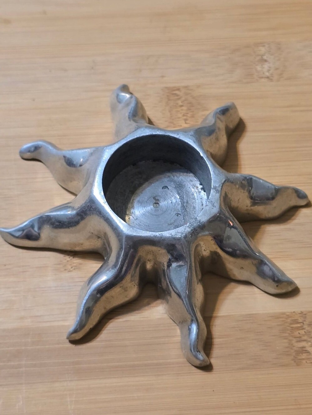 Vintage | Sunburst Metal Tealight Candle Holder - Silver